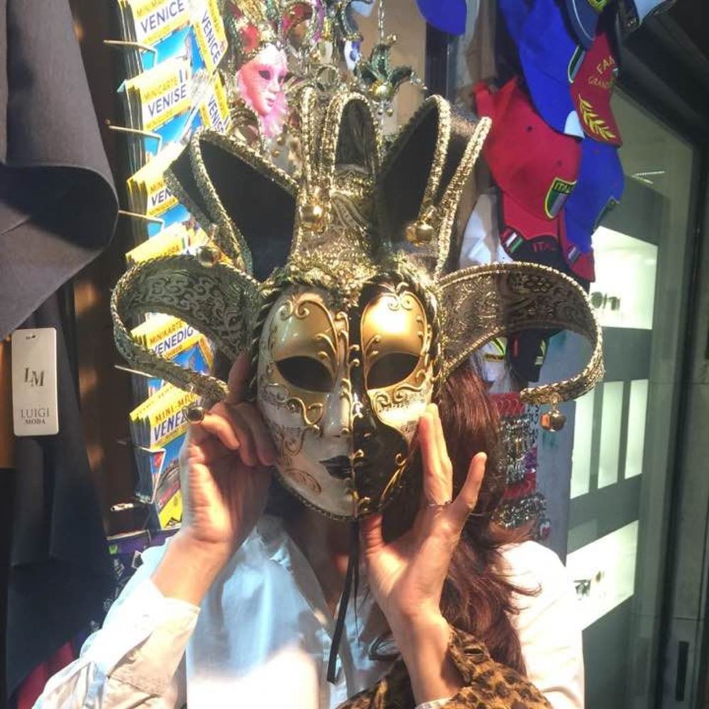 Meet your Posher, Dawn